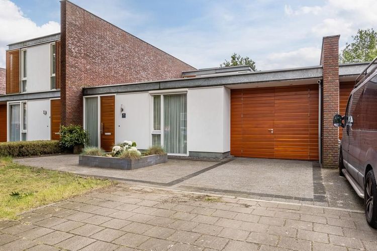 Maarten Trompstraat 31 Photo 1