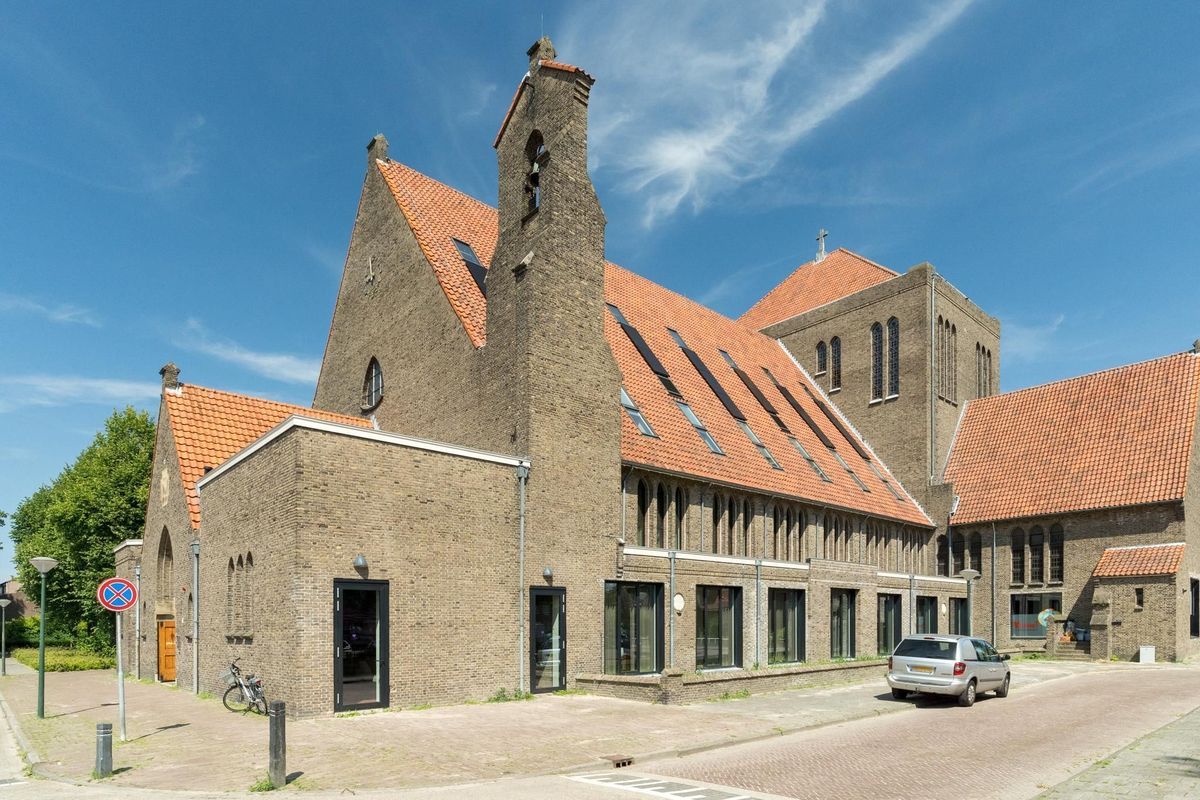 Sint Jozefplein 2 Photo Blur 76