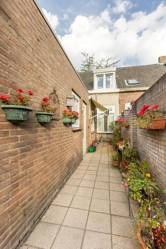 Abraham Kuijperstraat 5 Photo Blur 17
