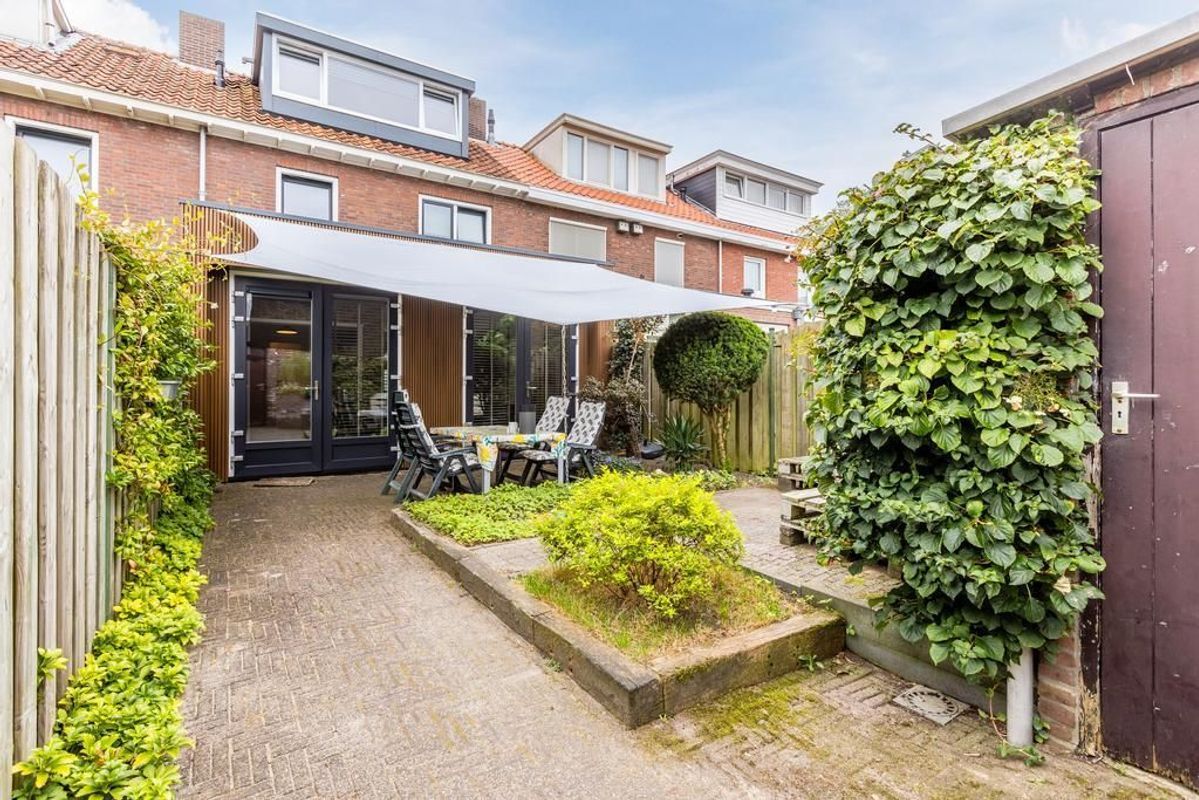 Duifstraat 53 Photo Blur 25