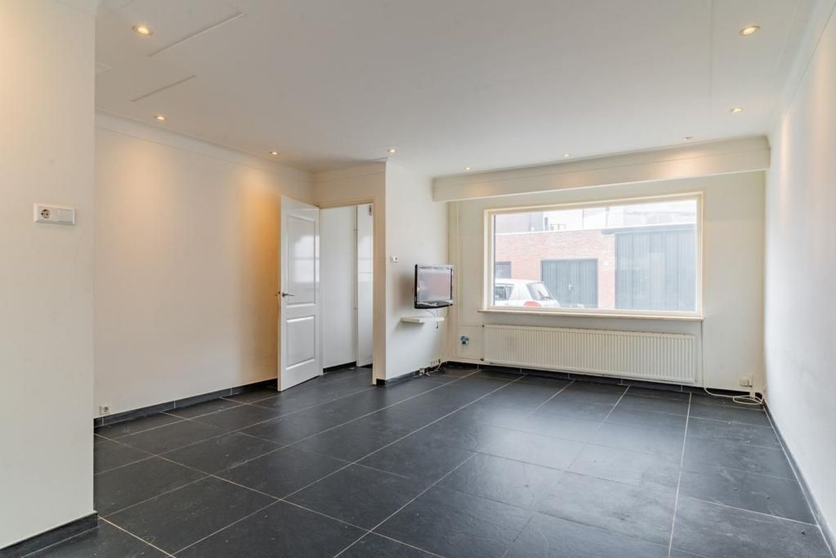 Pastoor Smitsstraat 64 Photo Blur 1