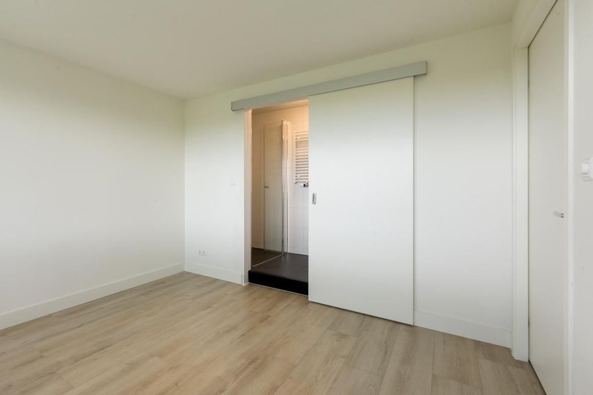 Burgemeester Verwielstraat 2 - c 05 Photo Blur 8