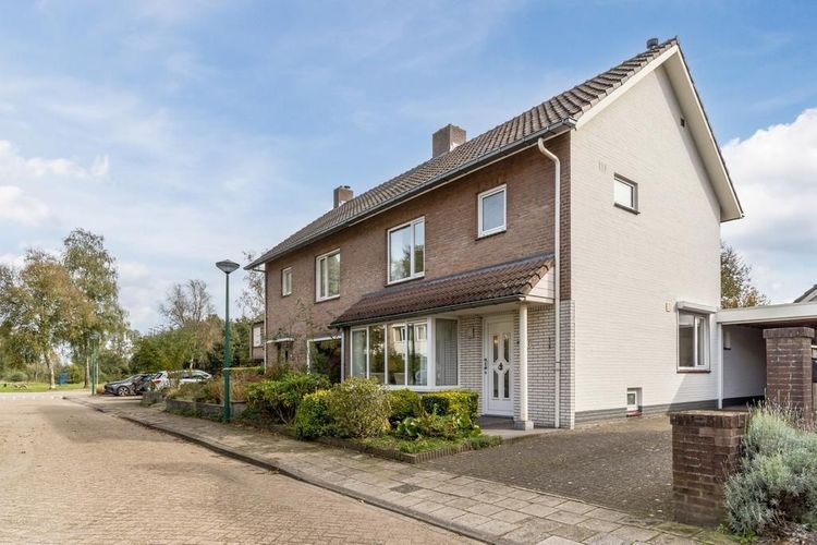 Bisschop Arnoutlaan 10 Photo 1