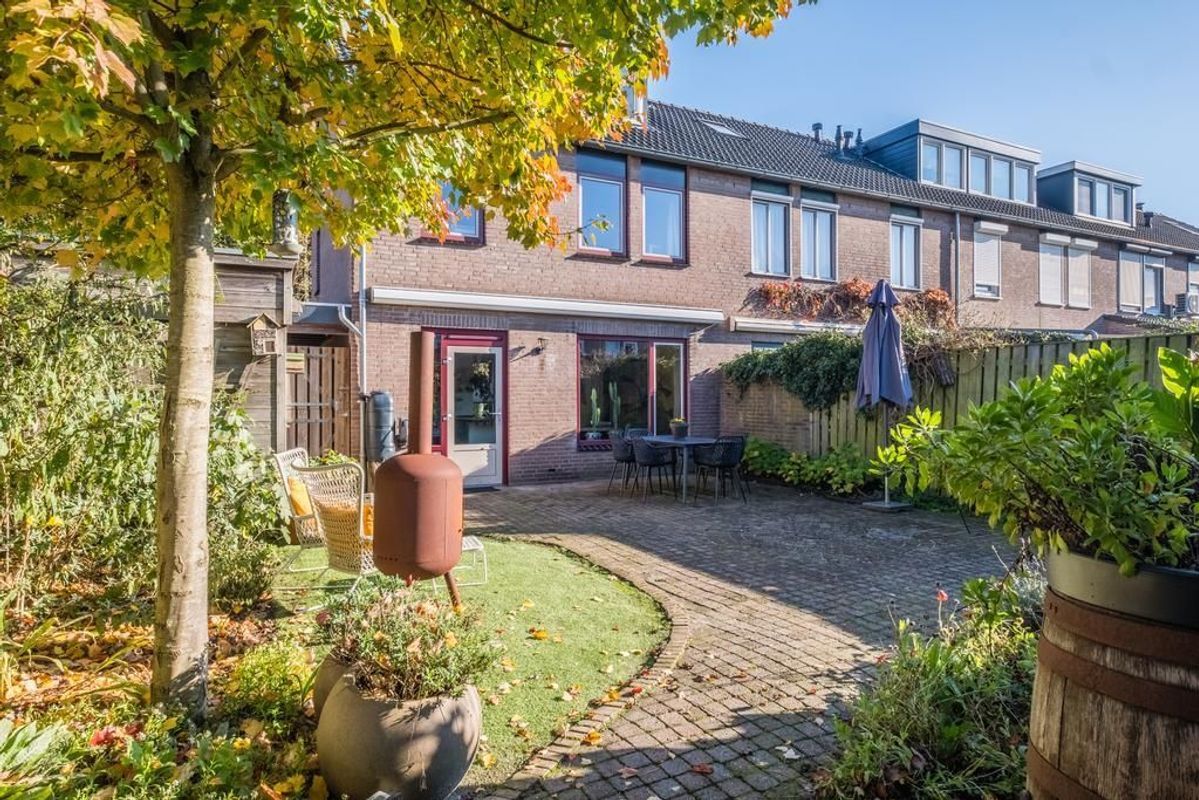 Windrecht 45 Photo Blur 39
