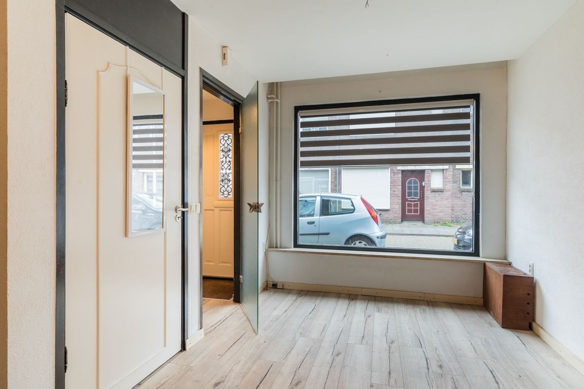 Nicolaas Beetsstraat 22 Photo Blur 7