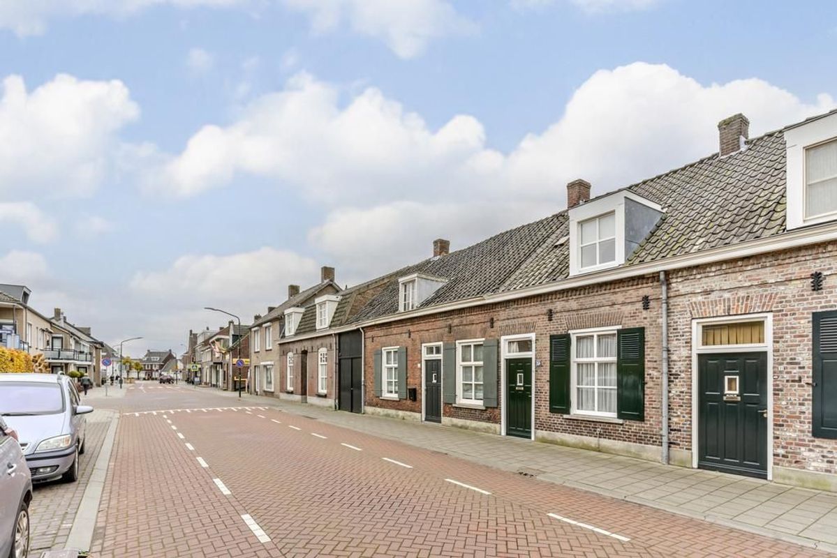 Emmerikstraat 19 Photo Blur 30