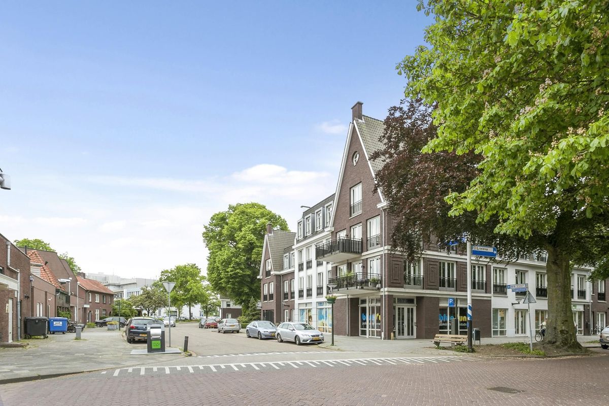 Stationsstraat 7 - E Photo Blur 4