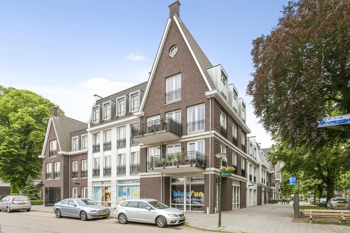 Stationsstraat 7 - E Photo Blur 33