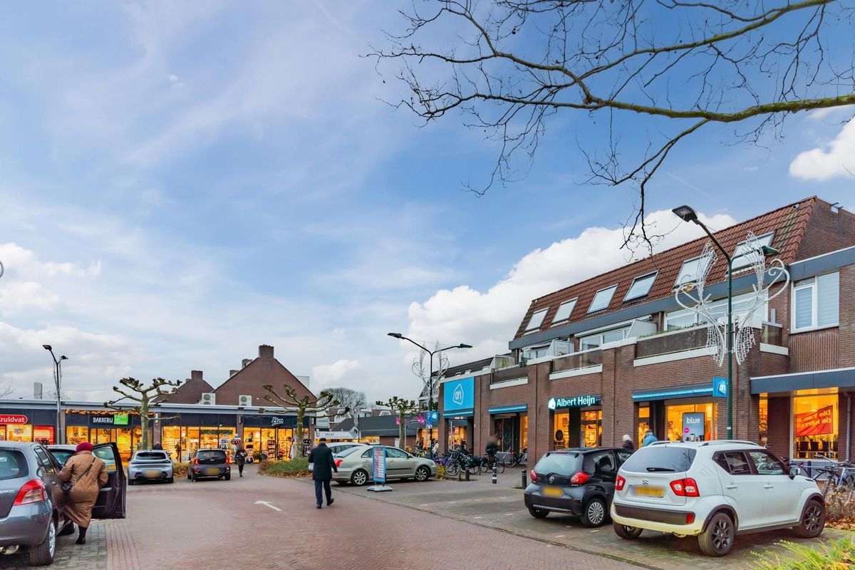 Tramstraat 13 Photo Blur 35