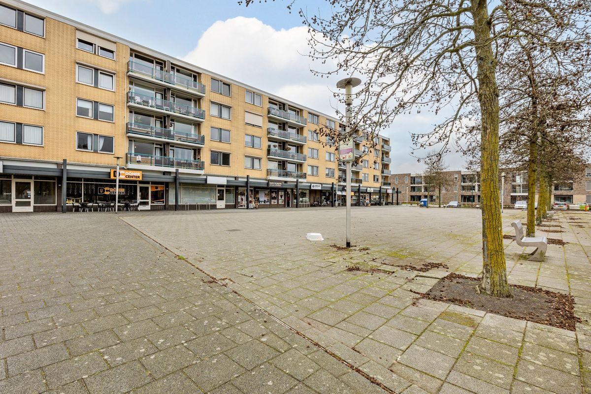 Planetenstraat 10 Photo Blur 46