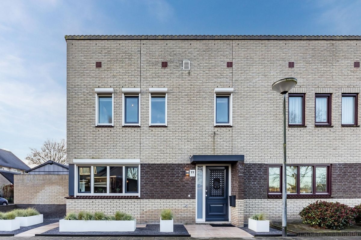 Generaal Maczekstraat 22 Photo Blur 0