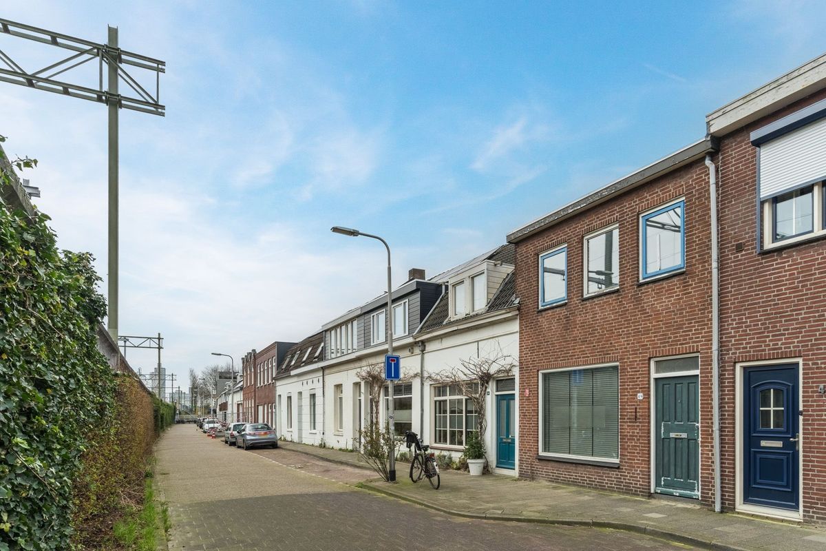 Zuid-Oosterstraat 51 Photo Blur 36
