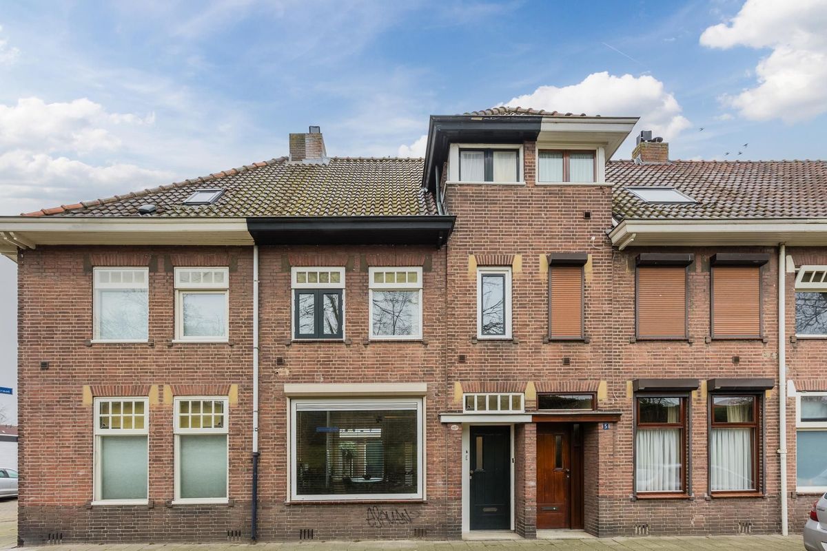 Zuid-Oosterstraat 6 Photo Blur 35