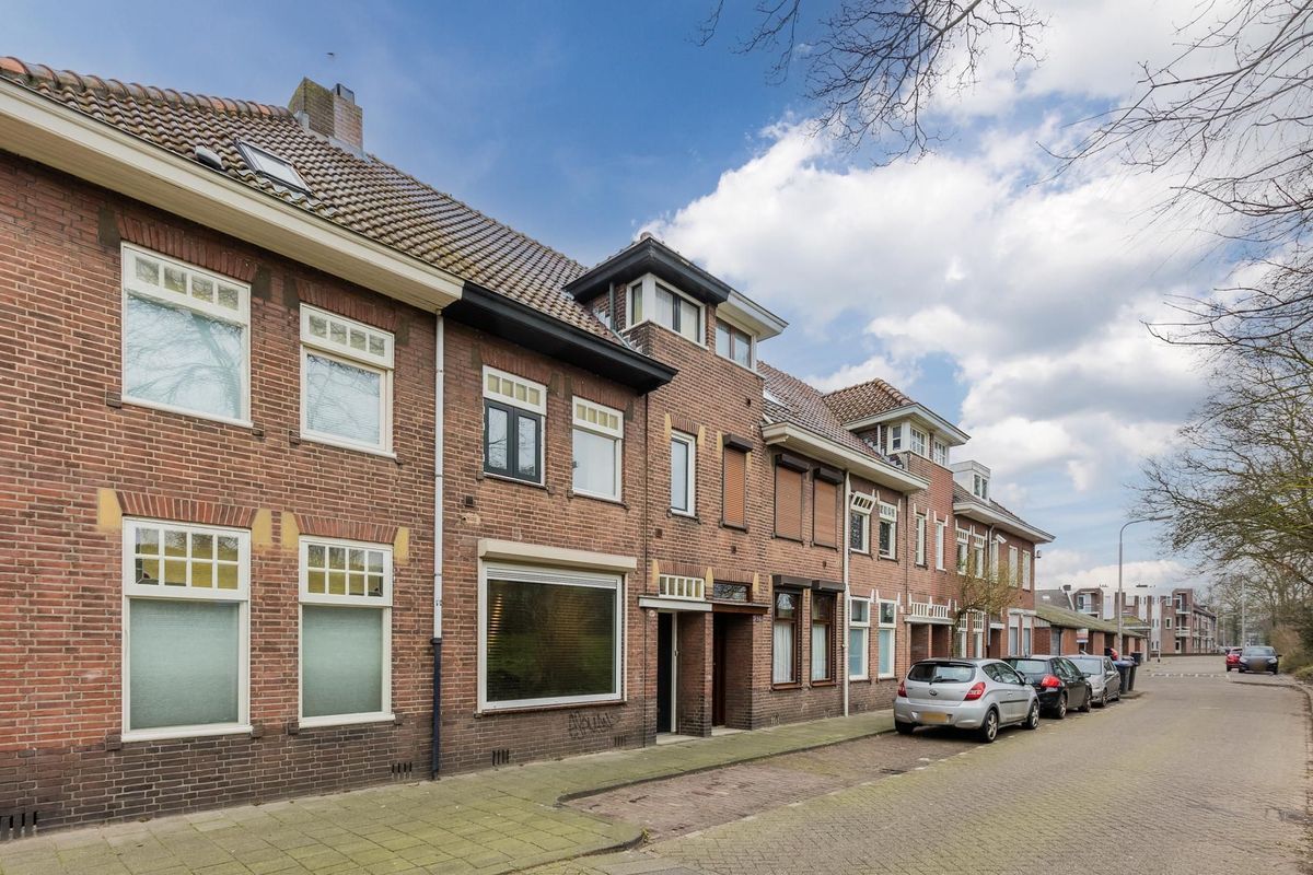 Zuid-Oosterstraat 6 Photo Blur 36