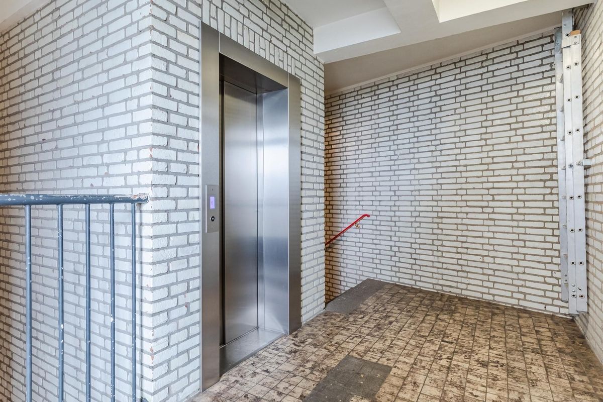 Daniel Josephus Jittastraat 211 Photo Blur 25