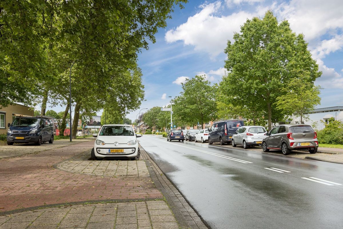 Burgemeester Verwielstraat 2 - c 08 Photo Blur 17