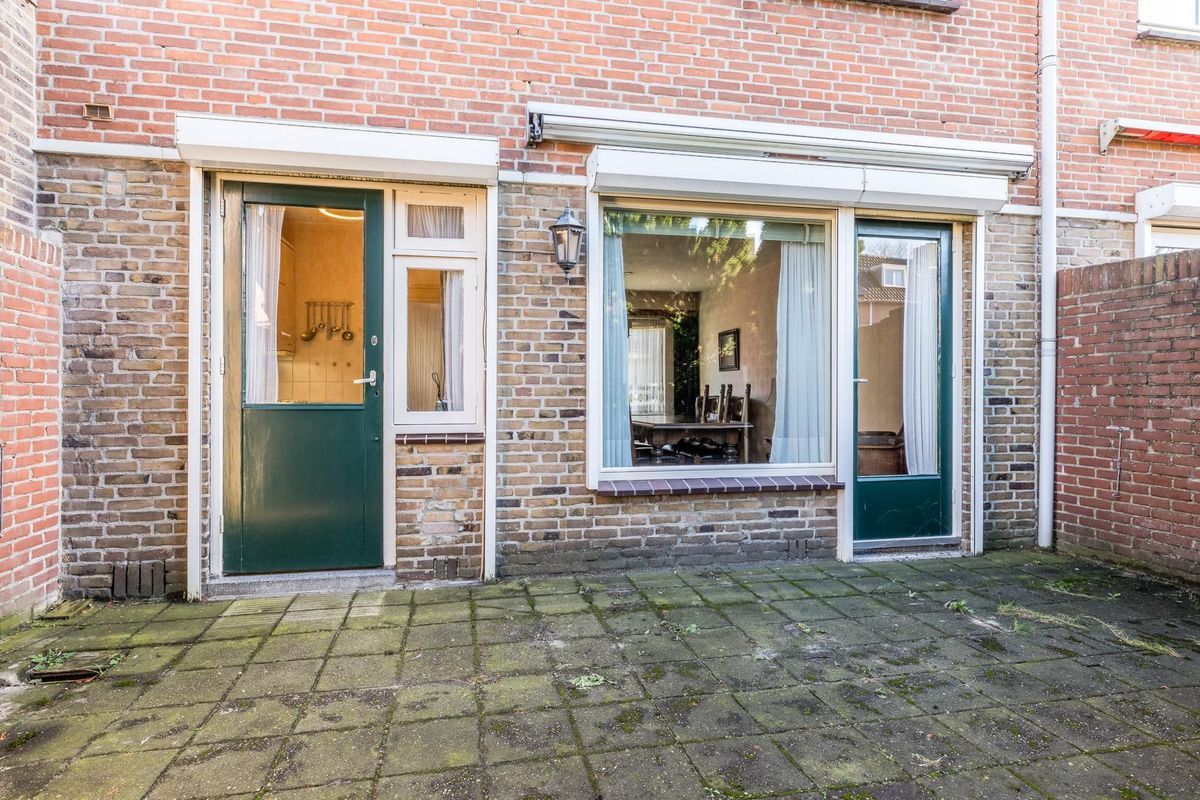 Kruisherenstraat 25 Photo Blur 25