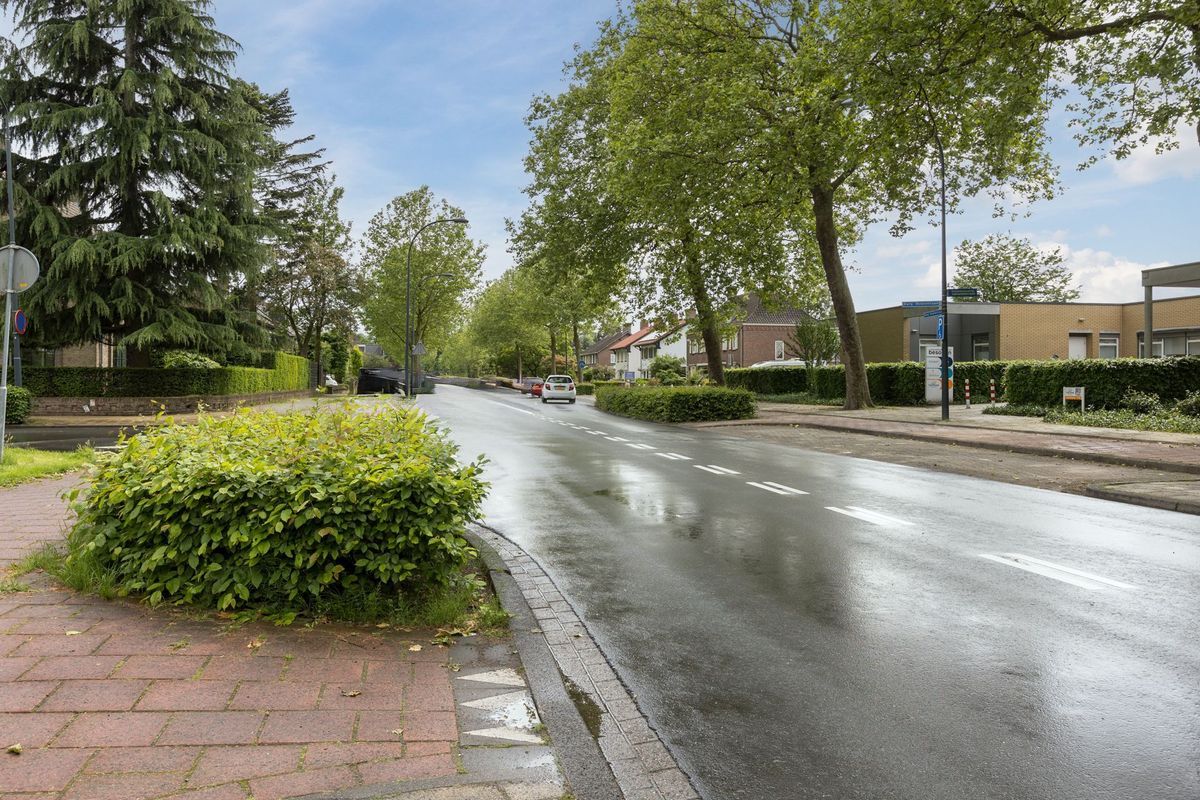 Burgemeester Verwielstraat 2 - c 07 Photo Blur 22