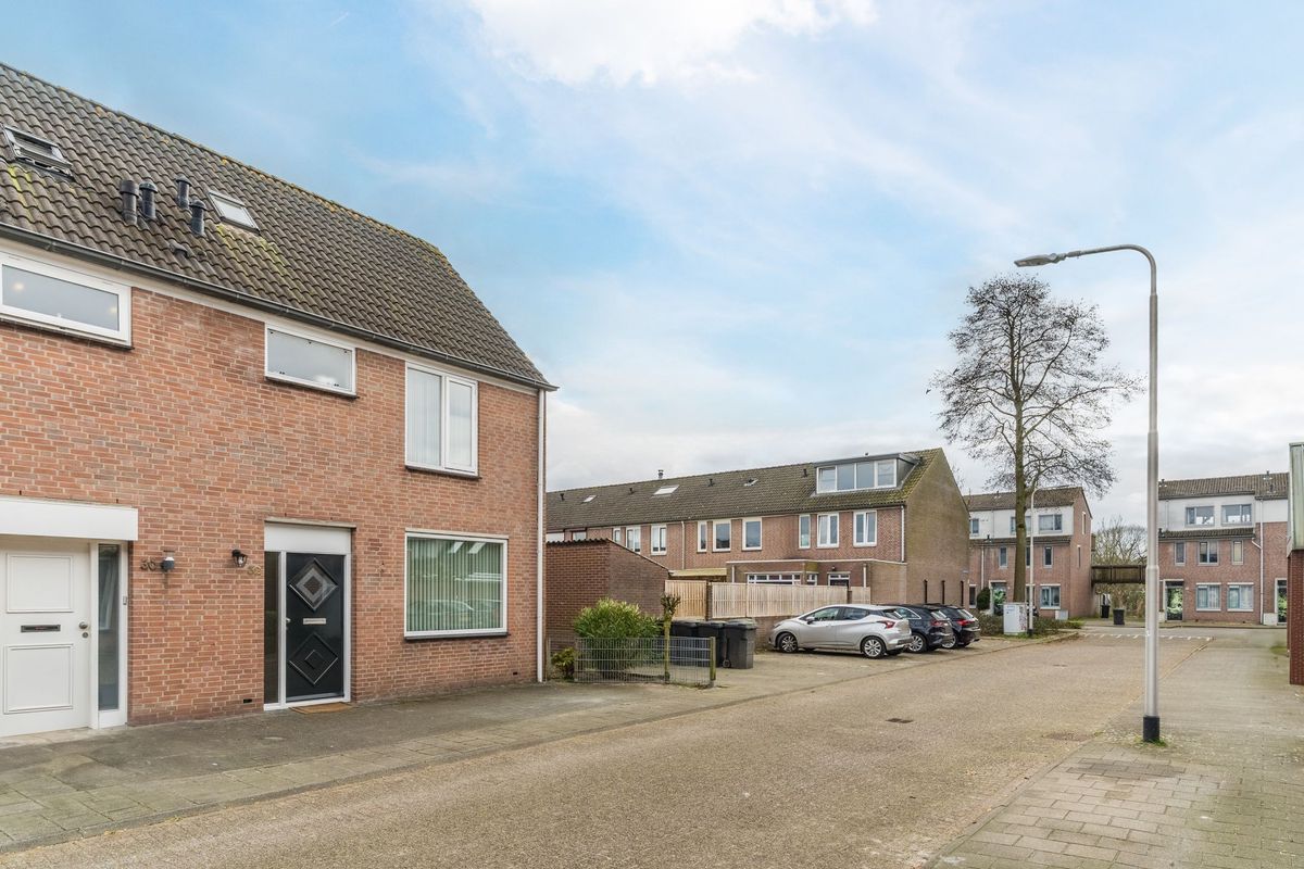 Baardwijkstraat 32 Photo Blur 40
