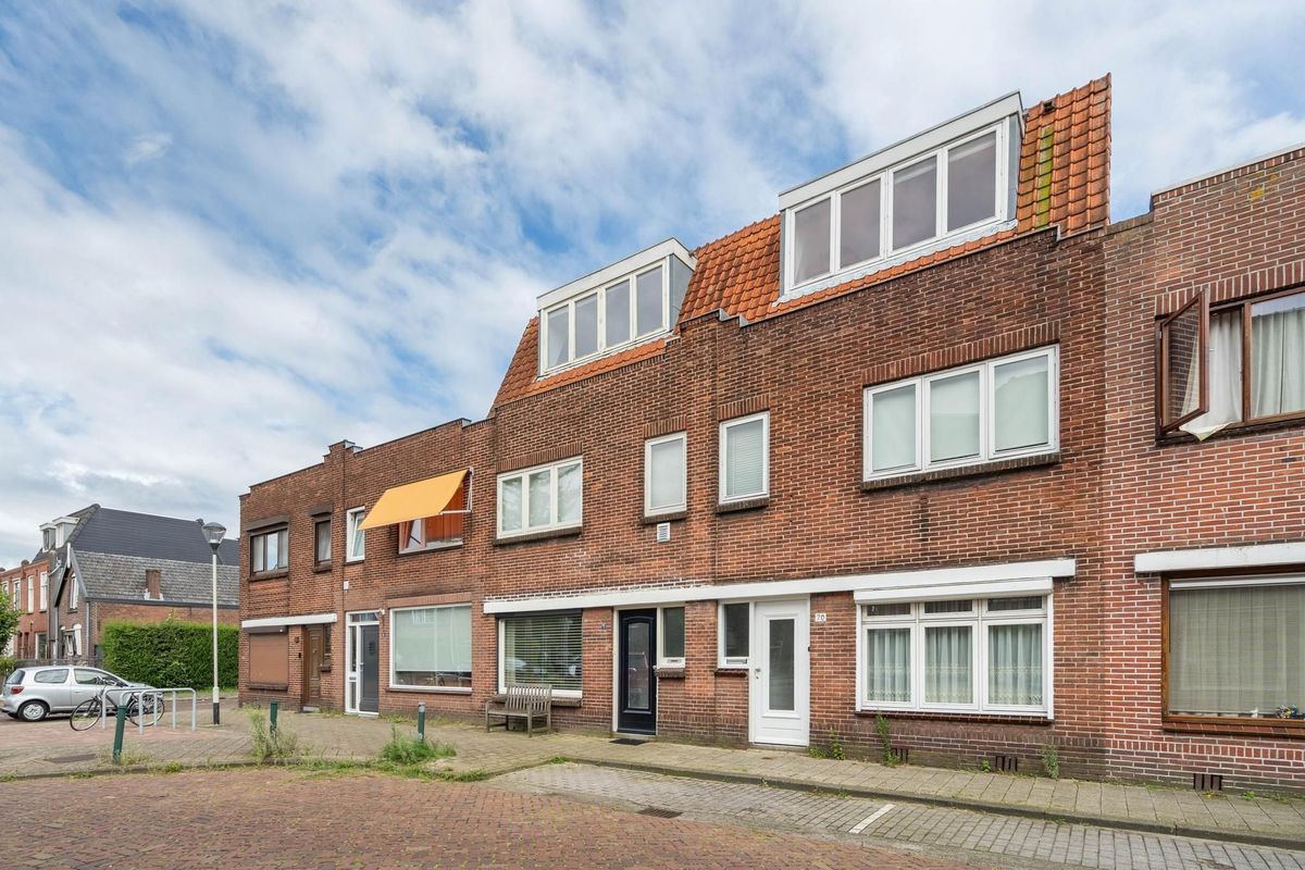 Gaffelstraat 72 Photo Blur 35