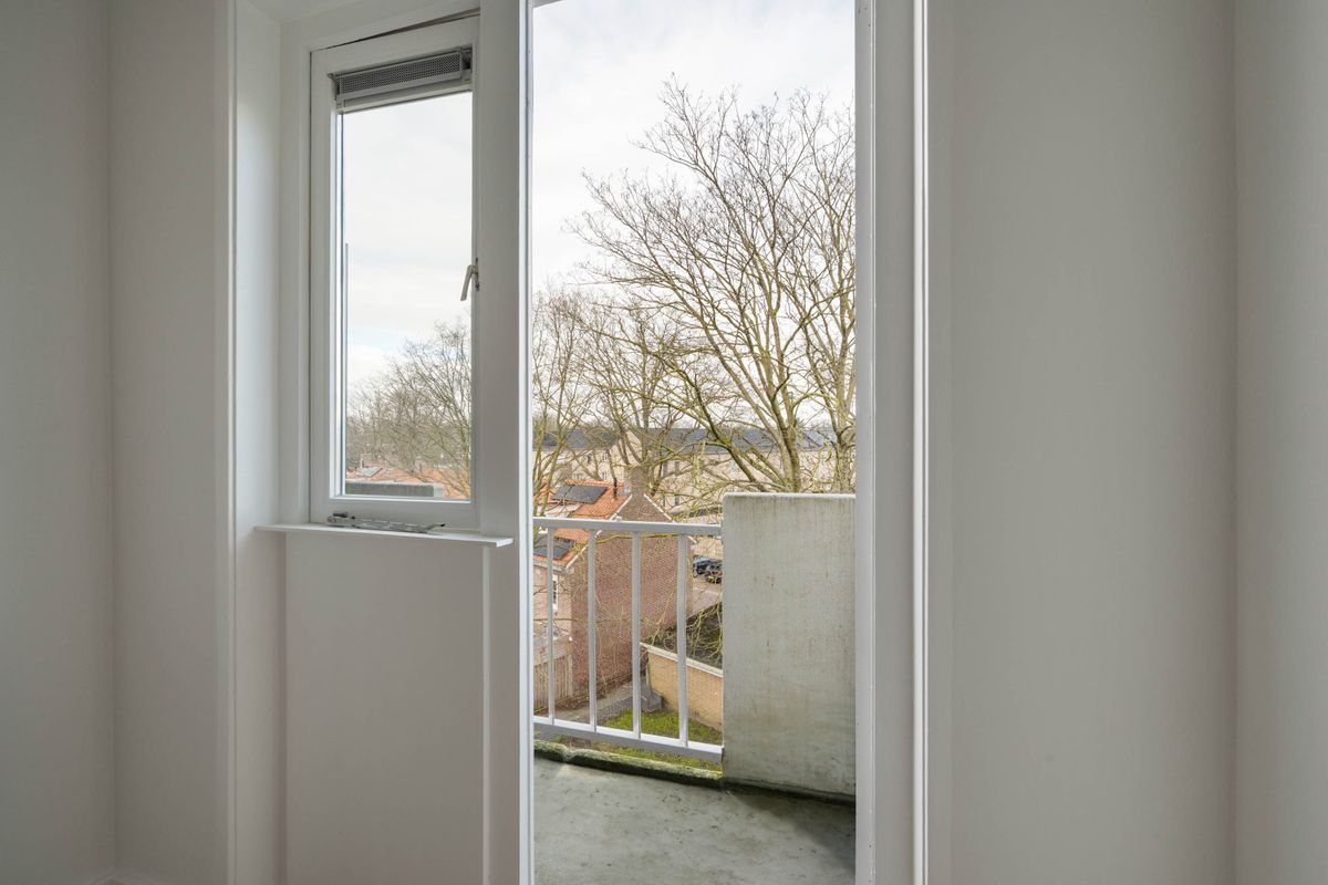Dr. Struyckenstraat 110 - C Photo Blur 22