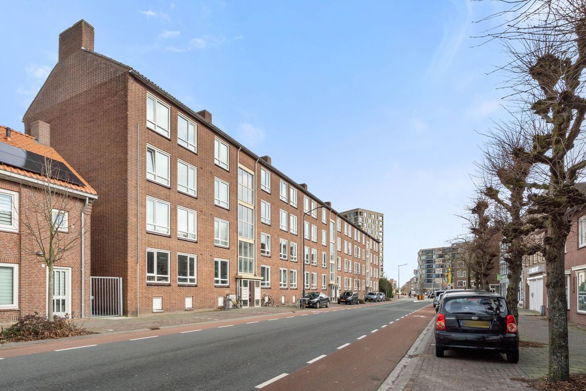 Dr. Struyckenstraat 110 - C Photo Blur 37