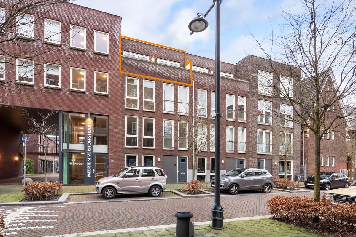 Meerten Verhoffstraat 10 - D18 Photo Blur 0