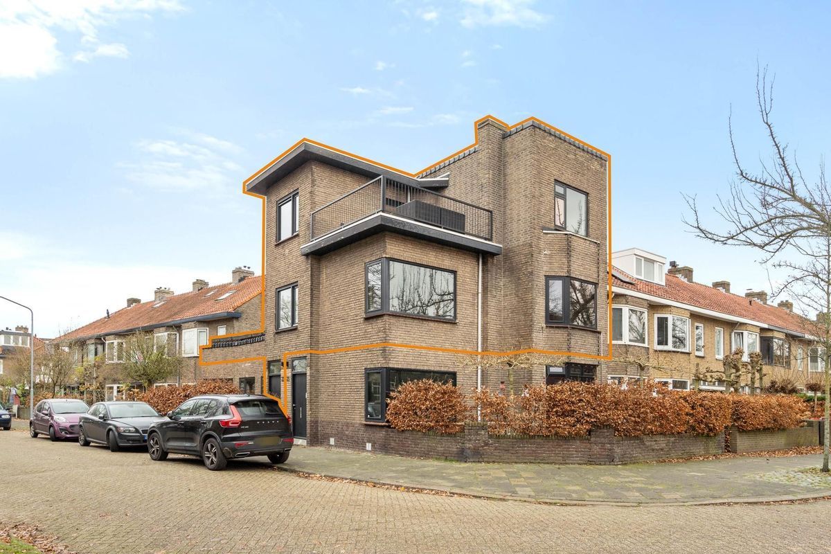 Molenleystraat 25 - A Photo Blur 0