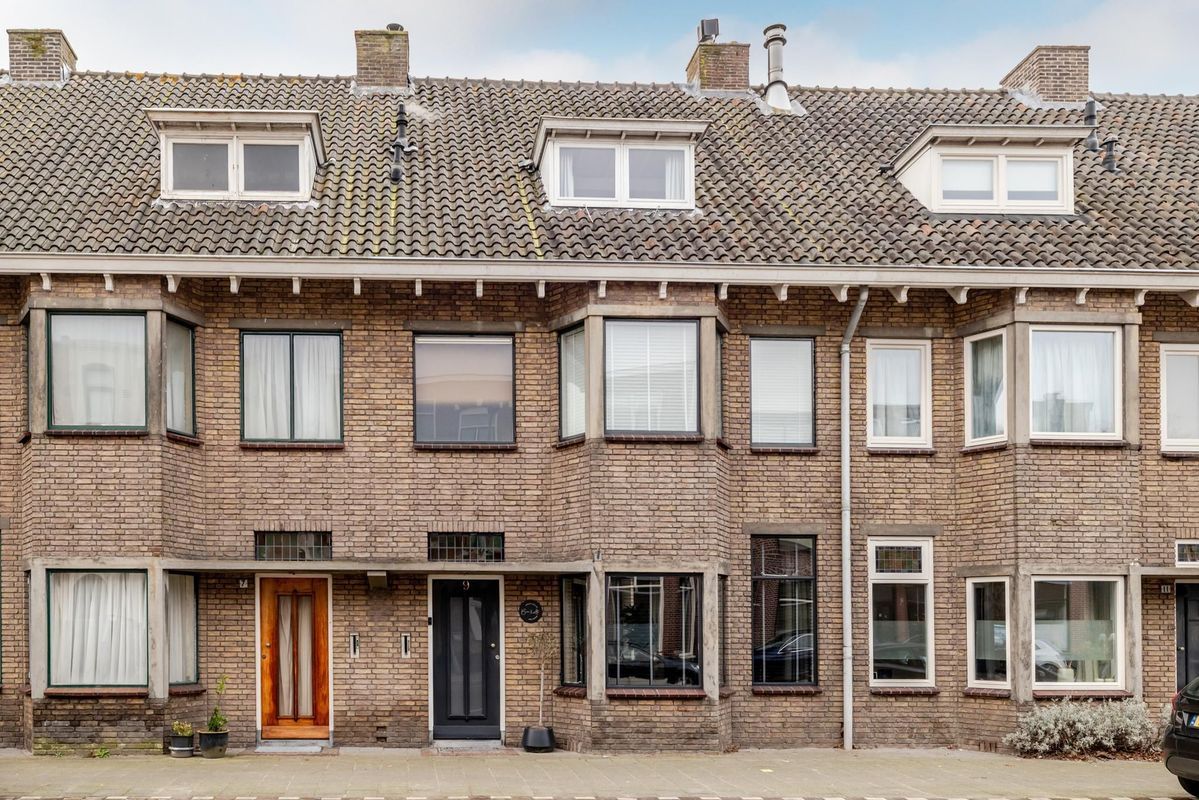 Willem van Oranjelaan 9 Photo Blur 0