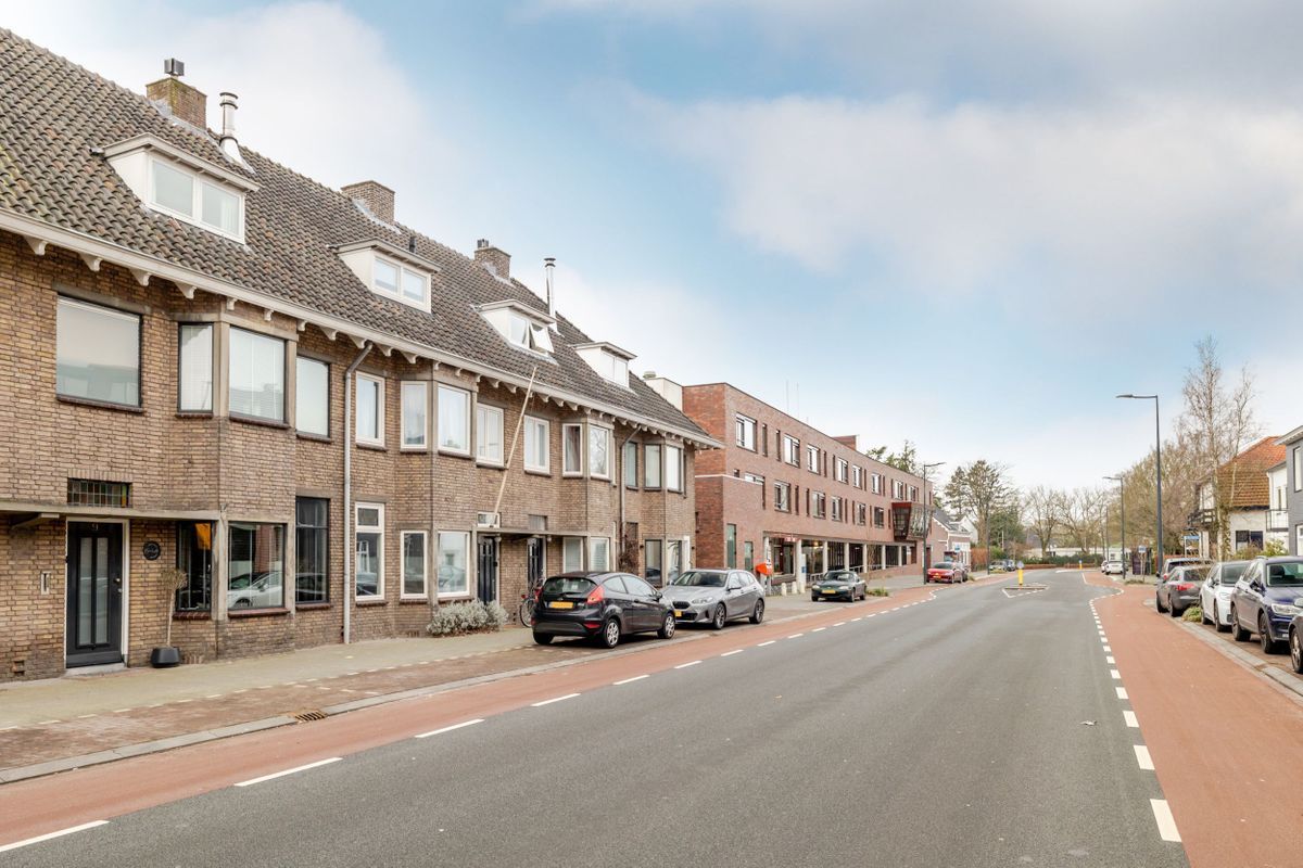 Willem van Oranjelaan 9 Photo Blur 56