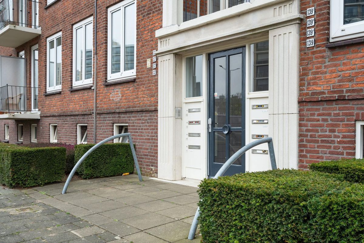 Graaf Hendrik III laan 139 - B Photo Blur 4