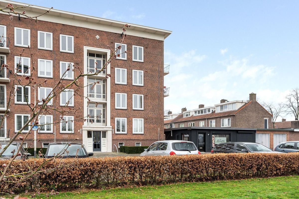 Graaf Hendrik III laan 139 - B Photo Blur 0