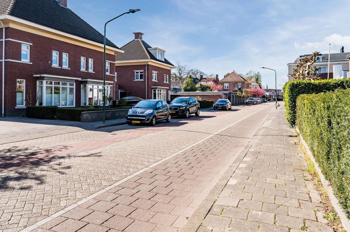Mgr. Ariensstraat 8 Photo Blur 8