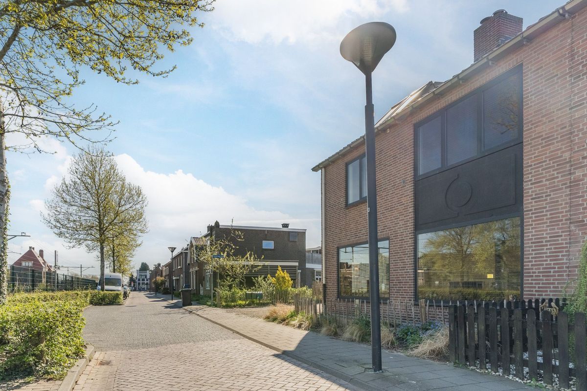 Spoorlaan Zuid 27 - A Photo Blur 49