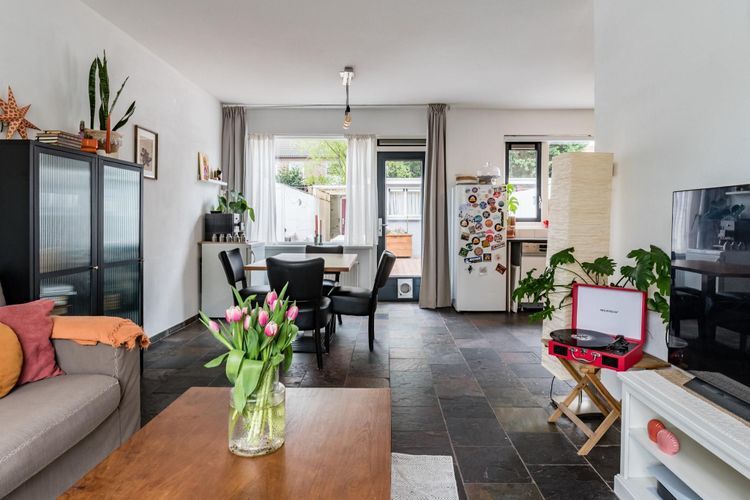 Veestraat 14 Photo 1