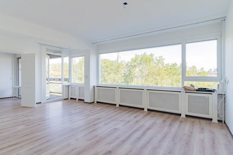 Adriaan van Bergenstraat 348 Photo 1
