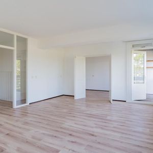 Adriaan van Bergenstraat 348 Photo 2