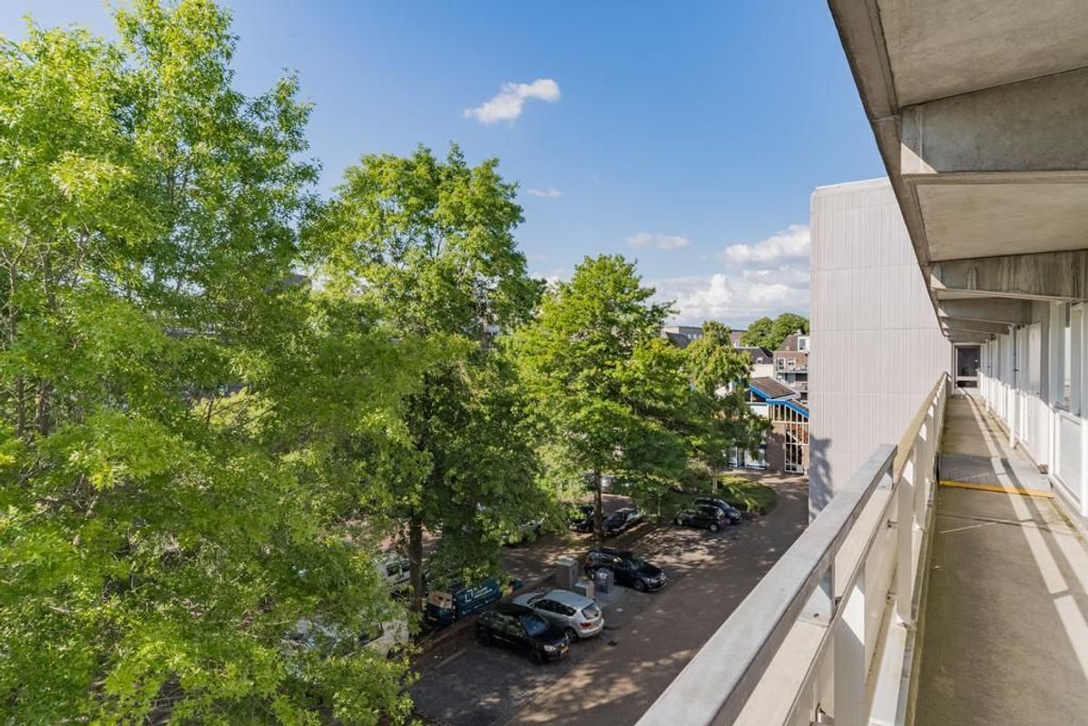 Adriaan van Bergenstraat 348 Photo Blur 23