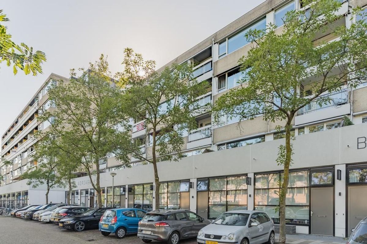 Adriaan van Bergenstraat 348 Photo Blur 25