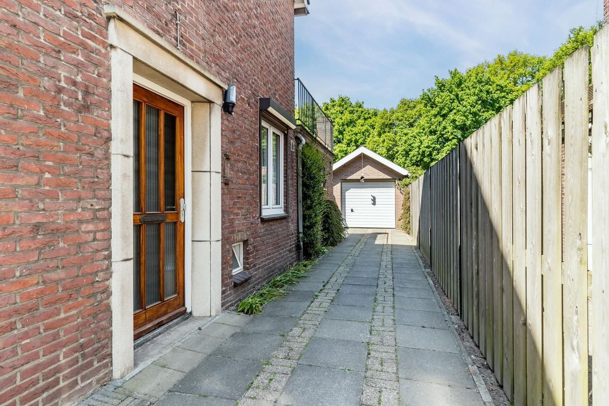 Nerhovensestraat 31 Photo Blur 3