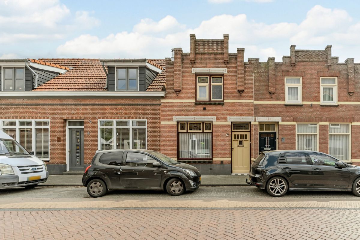Oranjestraat 99 Photo Blur 45