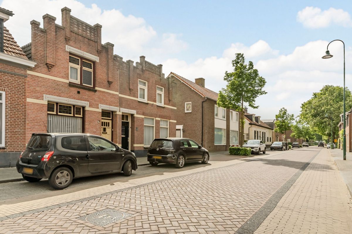 Oranjestraat 99 Photo Blur 47
