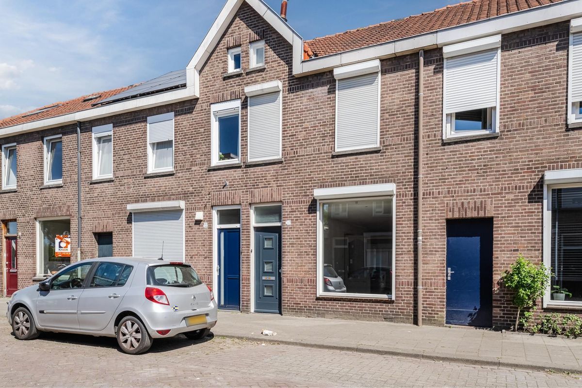 Arent van 's Gravesandestraat 8 Photo Blur 0