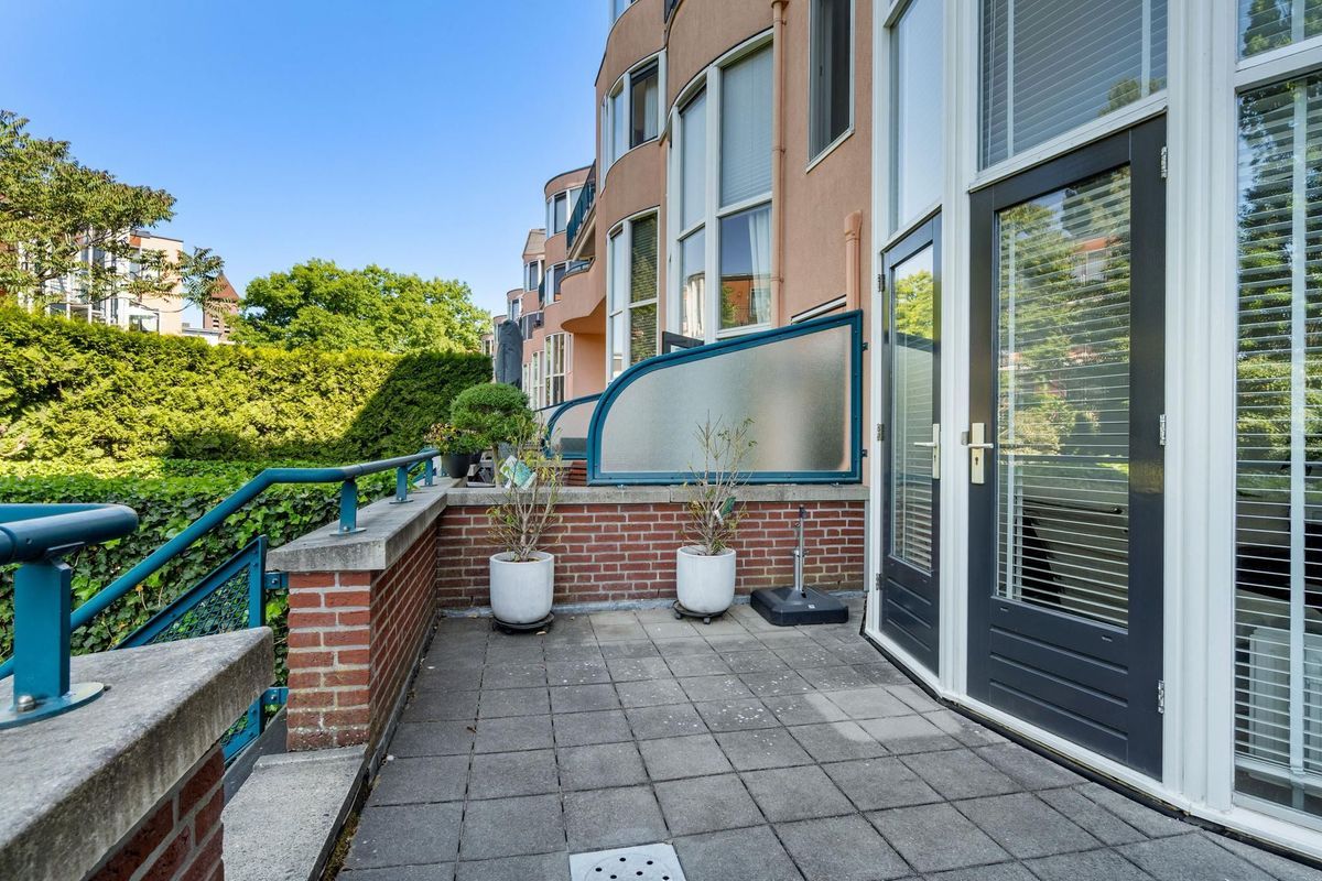 Generaal Maczekstraat 92 - A12 Photo Blur 26
