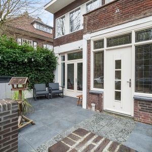 van Voorst tot Voorststraat 5 Photo 4