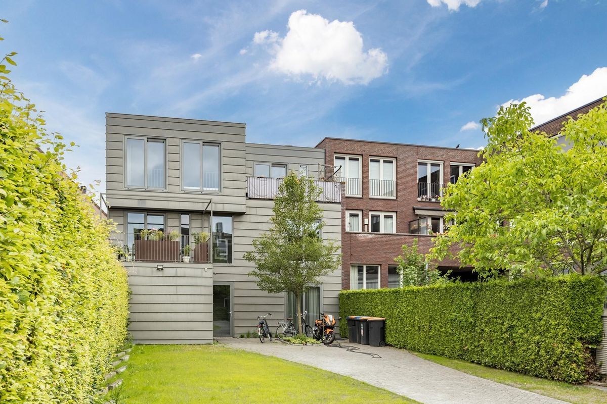 Boomstraat 138 - a Photo Blur 39