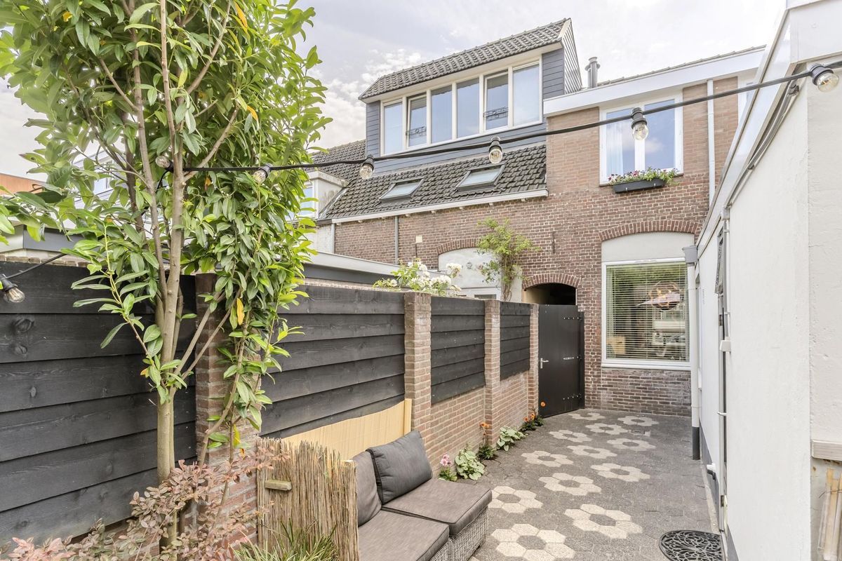 Nijverstraat 106 Photo Blur 27
