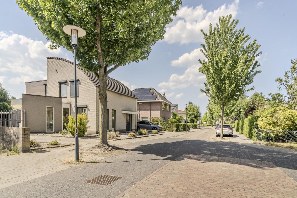 van Glabbeekstraat 7 Photo Blur 5