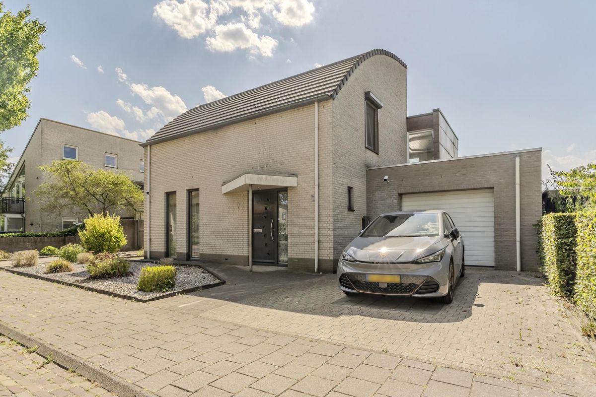 van Glabbeekstraat 7 Photo Blur 6