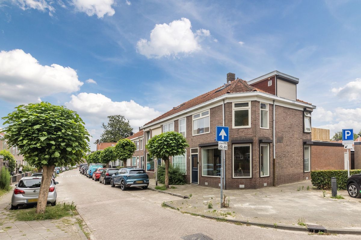 P.C. Hooftstraat 24 Photo Blur 27